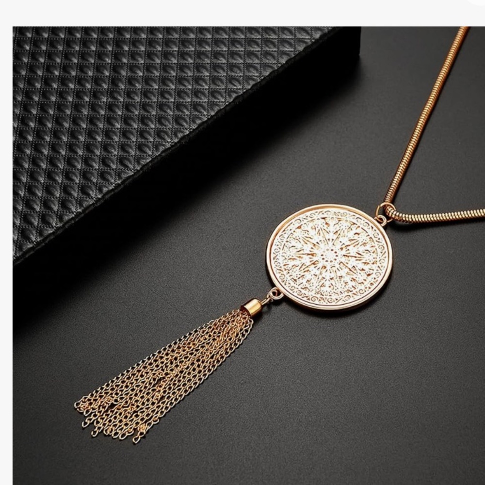 ✨NWT ✨Medallion Tassel Charm Statement Gold Necklace✨ Handmade ✨Artisan✨ Gift ✨